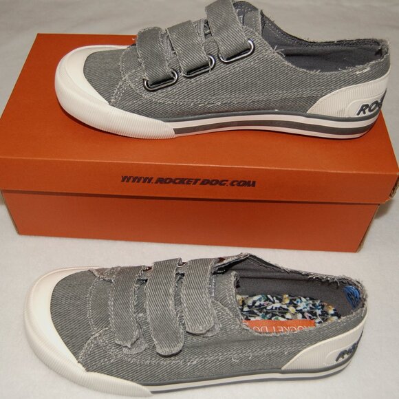 Rocket Dog Shoes - NIB Rocket Dog Gray Canvas Sneakers, US Women Size 6.5